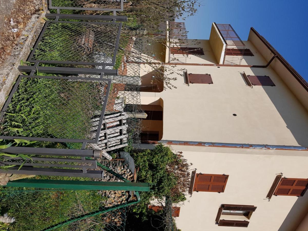 Mille Papaveri Rossi Casa Di Angela Serravalle di Chienti Ngoại thất bức ảnh